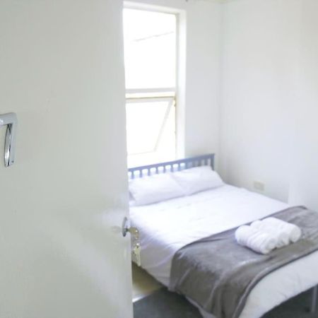 Discover Your Cozy Haven A Perfect Studio Getaway Лимингтон Экстерьер фото